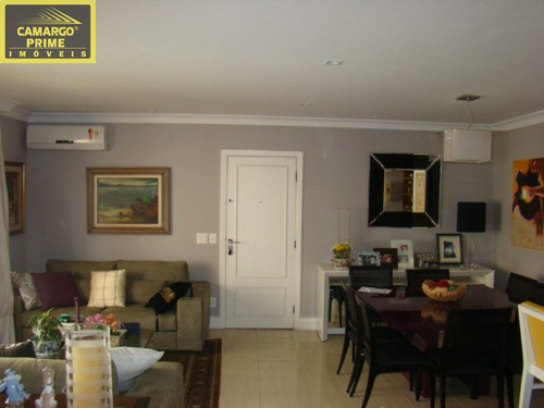 Imagem 3 de 15 de Apartamento Reformado. Grande Oportunidade. - Eb77801