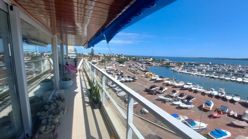 Venta De Apartamento De Lujo En Puerto Punta Del Este (ref: Iea-1785)