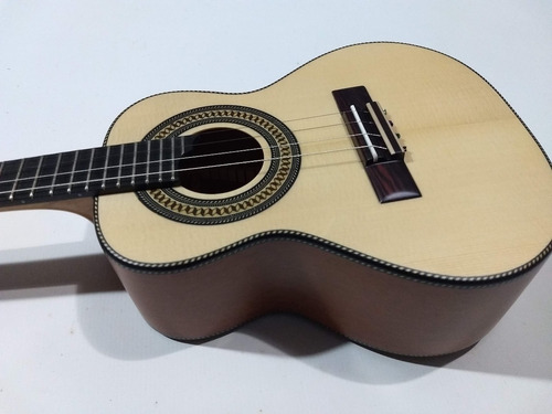 Imagem 5 de 10 de Cavaco Luthier Araujo Mogno/abeto Novo Com Garantia