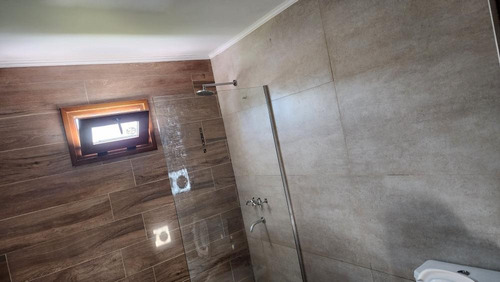 Casa En Venta - 3 Dormitorios 1 Baño - 1118mts2 - Florencio Varela