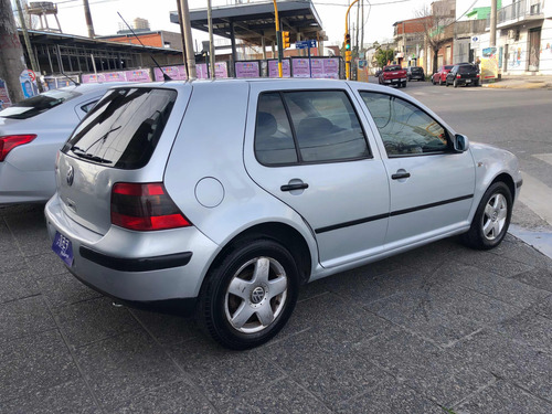 Volkswagen Golf 1.6 Comfortline