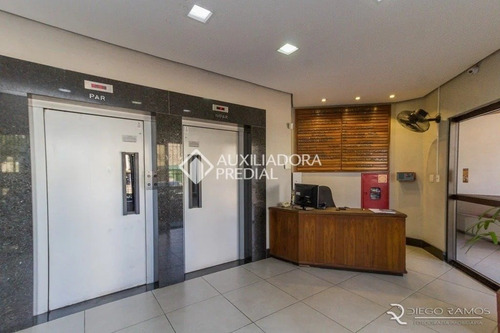 Imagem 4 de 12 de Sala/conjunto - Menino Deus - Ref: 301048 - V-301048