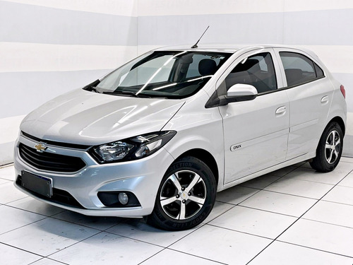 Chevrolet Onix 1.0 MPFI LT 8V FLEX 4P MANUAL