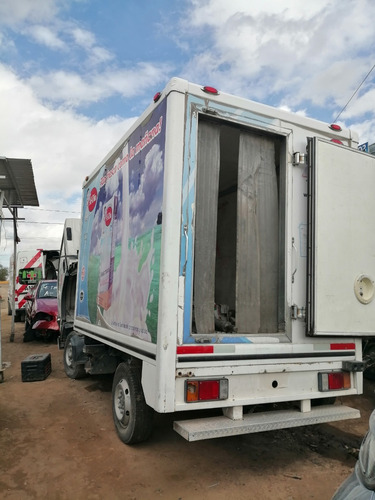 Imagen 3 de 10 de Desarmo Isuzu Elf 200 Año 2015 Solo Por Partes