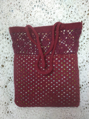 Imagen 1 de 1 de Bolso Para Dama Tejido Con Pabilo