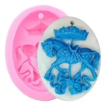 Comprar Molde De Silicona Caballo Carrusel Calesita Para Llavero