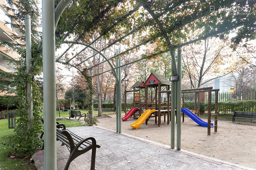Departamento En Venta De 4 Dorm. En Vitacura