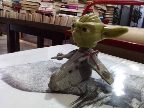 Figura Star Wars - Mcdonald - Yoda + Nave - U