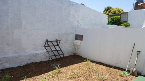Imagen 13 de 13 de Casa De 3 Dormitorio Con Patio - Abasolo Y Guemes