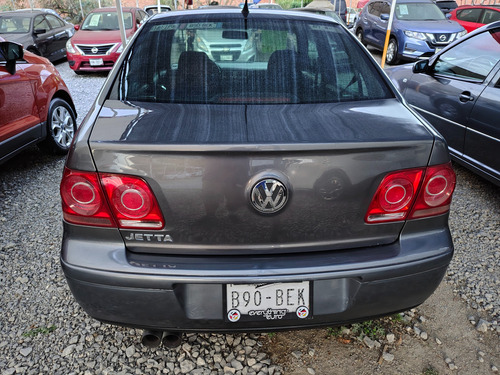Volkswagen Jetta 2.0 City 5vel Mt