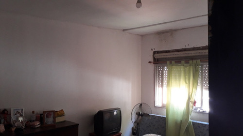 Imagen 9 de 12 de Venta Bº Corral De Palos M. Marmol 3360 Lote Con Dos Deptos A Demoler O Reciclaje