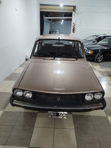 Renault 12