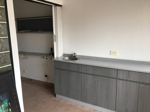 Alquiler Monoambiente. Zona Retiro.24 M .baño.cocina