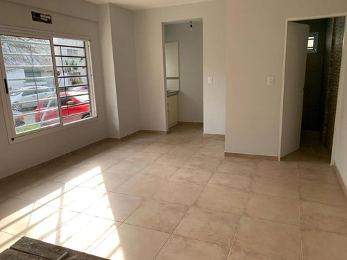 Imagen 5 de 6 de Departamento Monoambiente En Portela 95, Lomas De Zamora