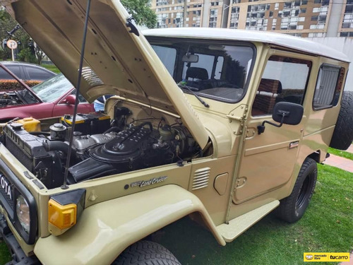 Toyota Land Cruiser 4.2 Fj40