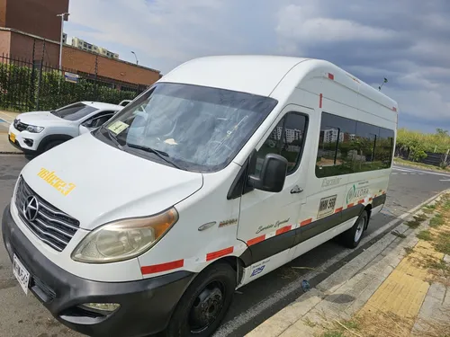 Buseta De 18 Personas 2 Dueños Todo Original