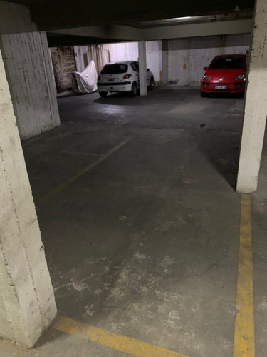 Imagen 3 de 5 de Cochera Cubierta En Plaza Passo, La Plata