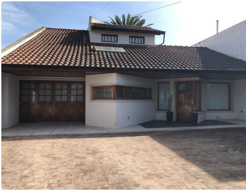 Venta Casa 4 Amb, Los Pinares, Mar Del Plata