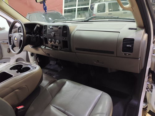 Chevrolet Silverado Ls