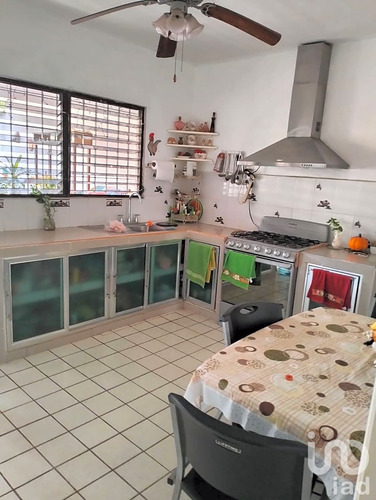 Venta Casa 4 Ambientes Manuel Avila Camacho