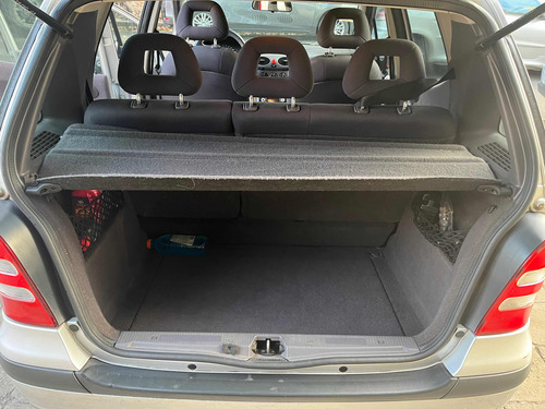 Imagen 13 de 15 de Mercedes-benz Clase A 2005 1.6 A160 Classic Manual Permuto