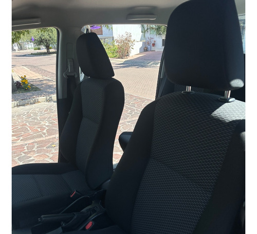 Toyota Hilux 2.7 Cabina Doble Sr Mt