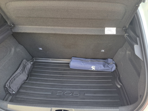 Peugeot 208 1.6 Feline Tiptronic