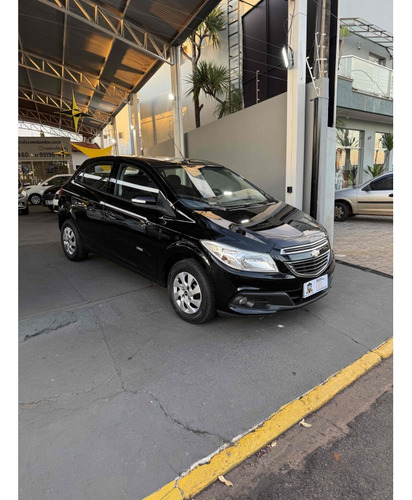 Chevrolet Onix 1.0 MPFI LT 8V FLEX 4P MANUAL