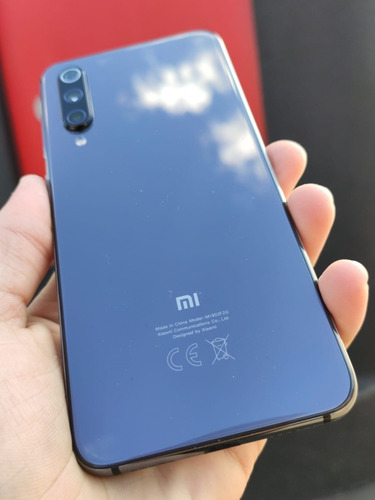 Celular Xiaomi Mi 9se Semi-novo