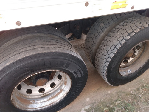Imagem 7 de 8 de Volkswagen 24-250