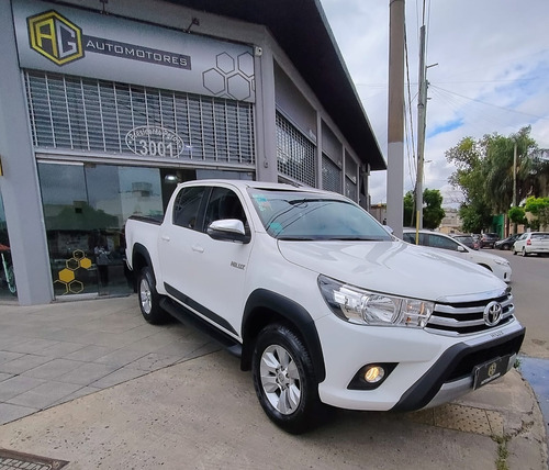 Toyota Hilux Pick-Up 2.8 Cd Srv 177cv 4x2