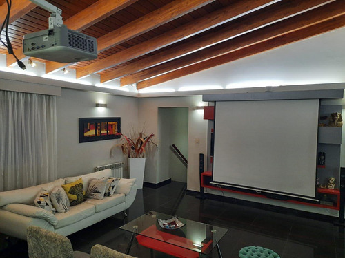 Vendo Espectacular Casa En Country Cinco Lomas 9 Ambientes. Inigualable
