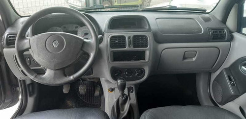 Renault Clio Privilège 1.6