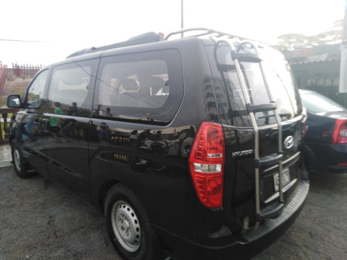 Imagen 3 de 14 de Alquiler Hyundai H1 12 Pasajeros - Dual