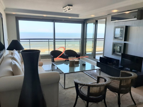 Apartamento En Punta Del Este, Brava | Living Punta Ref:5217- Ref: 5217