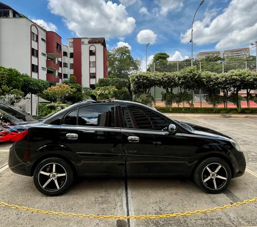 Kia Rio 1.4 Ex