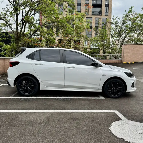 Chevrolet Onix 1.0T Rs Mt