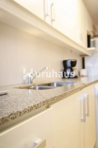 Alquiler Apartamento Tres Dormitorios Punta Del Este Edificio Sol Y Luna I
