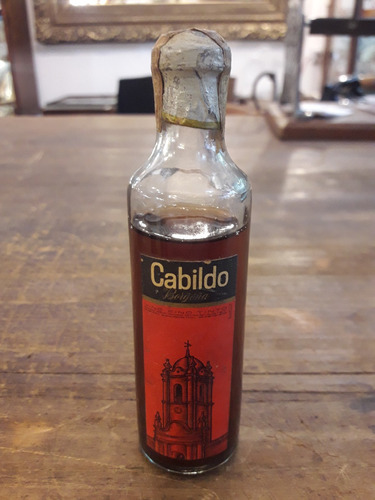 Antigua Botellita De Coleccion De Vino Tinto Borgoña Cabildo