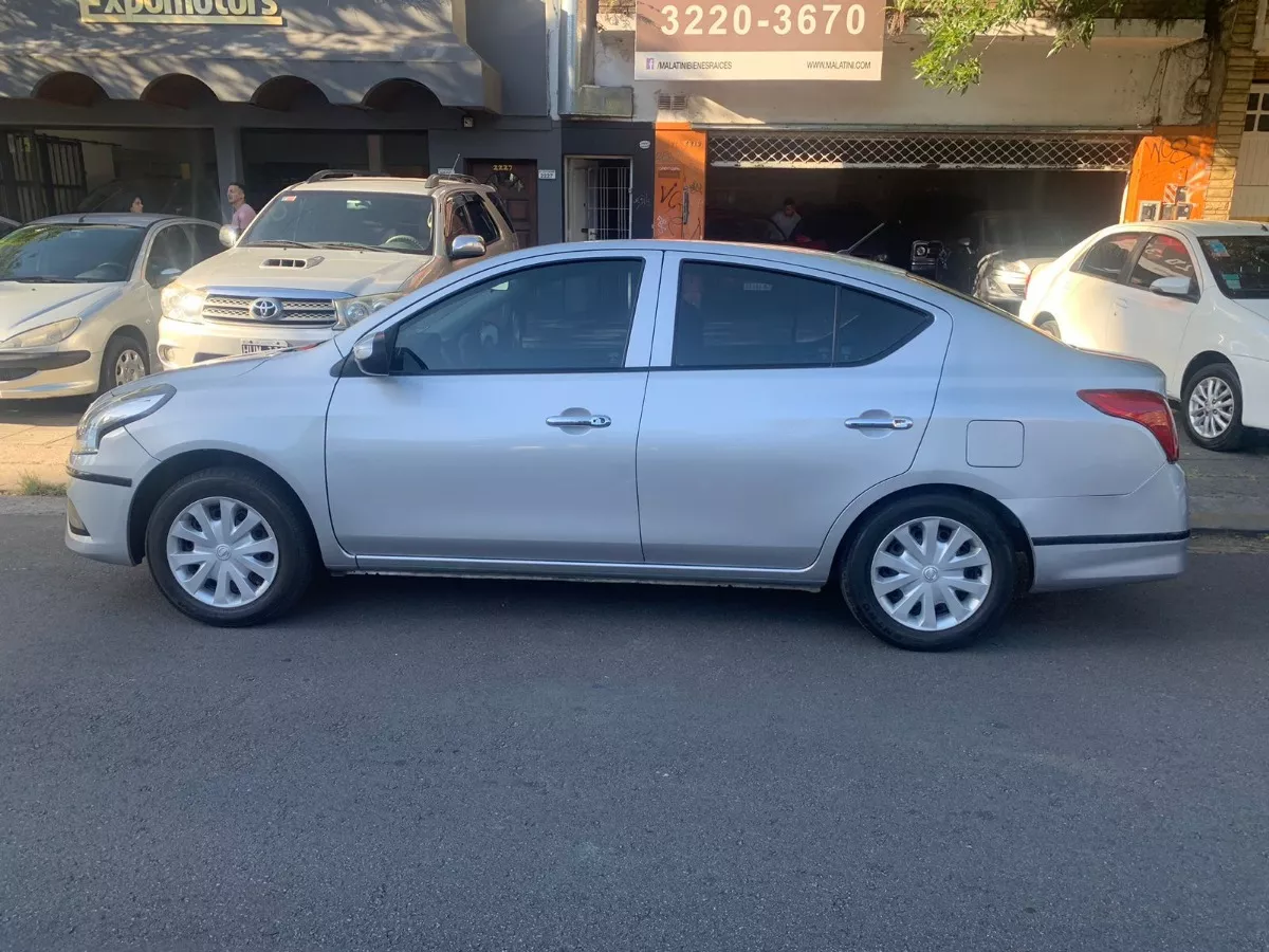 Nissan Versa 1.6 Sense Mt