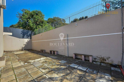 Imagem 28 de 29 de Sobrado Em Condomínio Fechado, Com 3 Dormitórios À Venda, 87 M² Por R$ 380.000 - Uberaba - Curitiba/pr - So0303