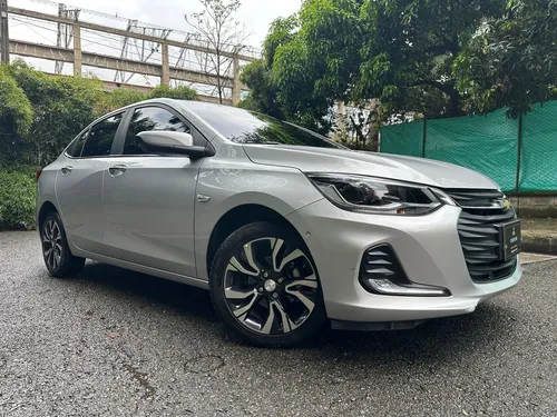 Chevrolet Onix 1.0T Premier Sedan At