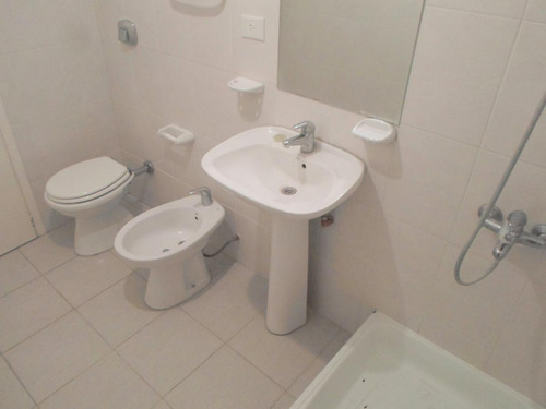 Imagen 8 de 8 de Departamento En Venta, Moreno 615 2° D, Belén De Escobar