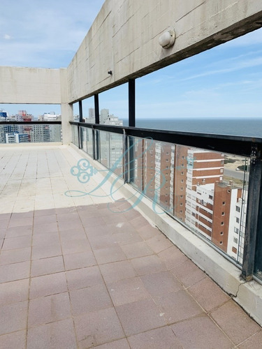 Apartamento En Venta, Primera Línea, Punta Del Este- Ref: 334