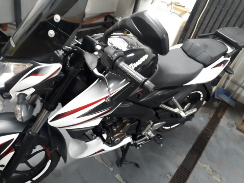 Bajaj Rouser Ns 200