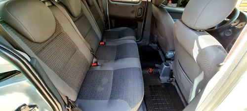 Imagen 13 de 15 de Citroën Berlingo 2016 1.6 Hdi 92 Bussines Mixto