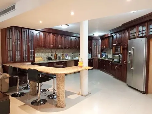 Casas En Venta - Juanico Caroni