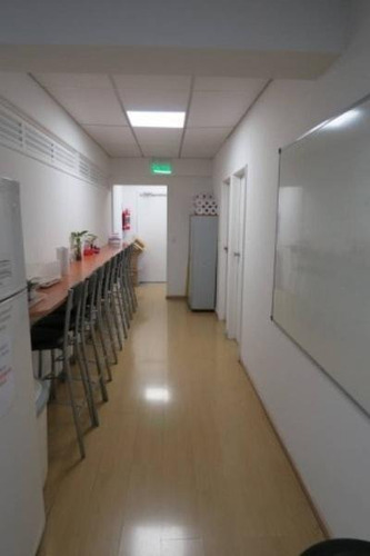 Imagen 8 de 25 de Oficina En Excelente Estado,