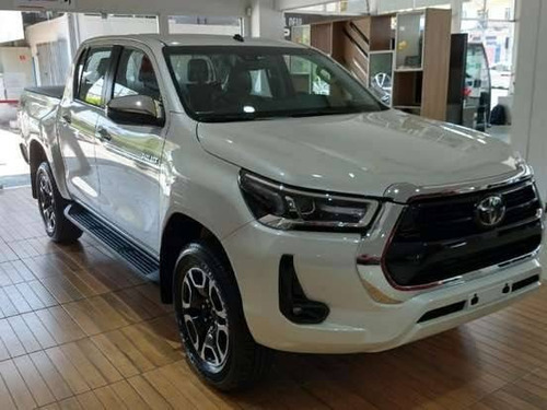 Toyota Hilux 2.8 D-4d Turbo Diesel Cd Srv 4x4 Automático