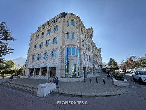 Local Comercial En Arriendo En Vitacura